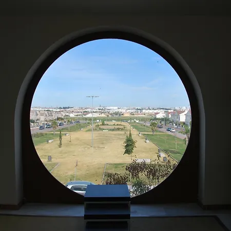 Campus El Sabio מלון חרז